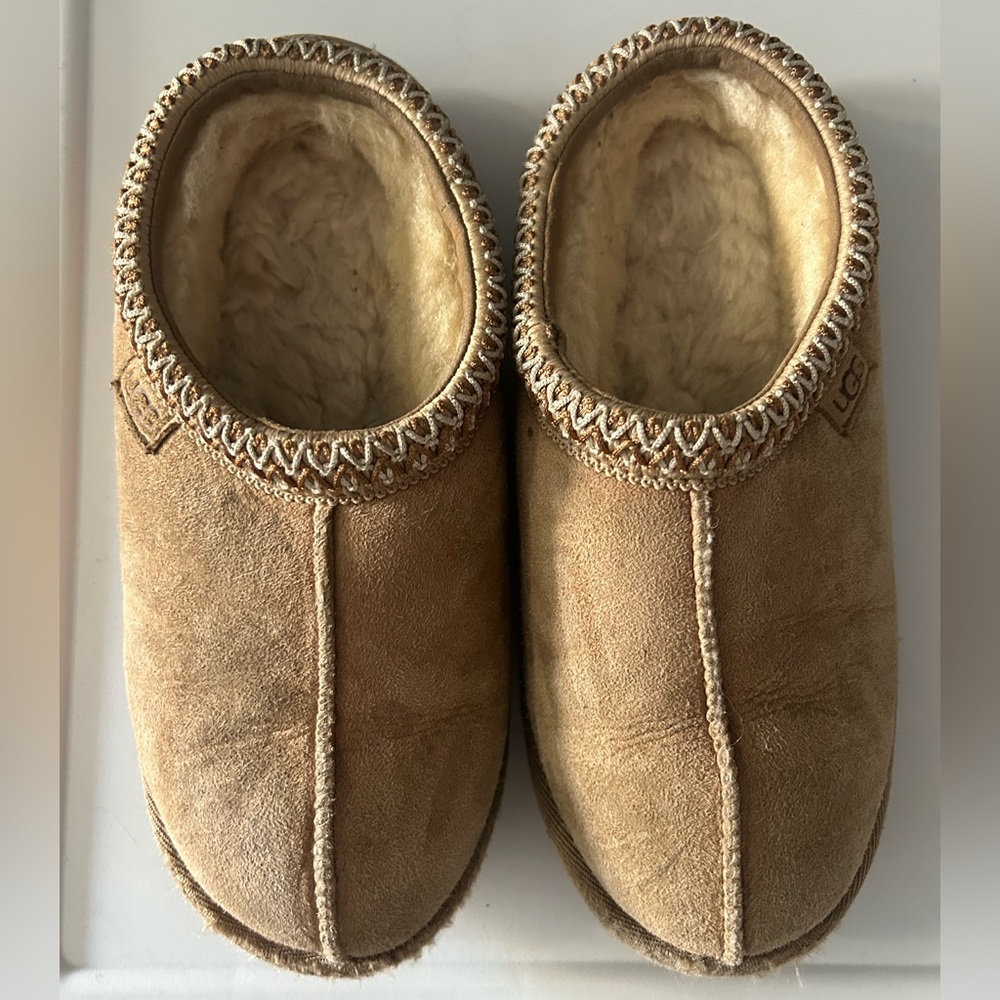 Ugg Tasman slippers